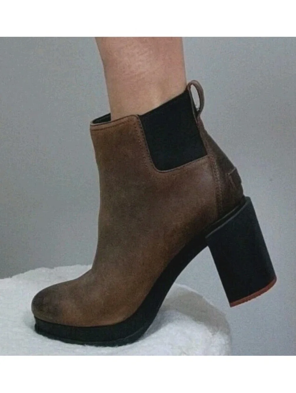 SOREL Chelsea Boot Chunky Block Heal Burro Brown Ankle Boots 6.5